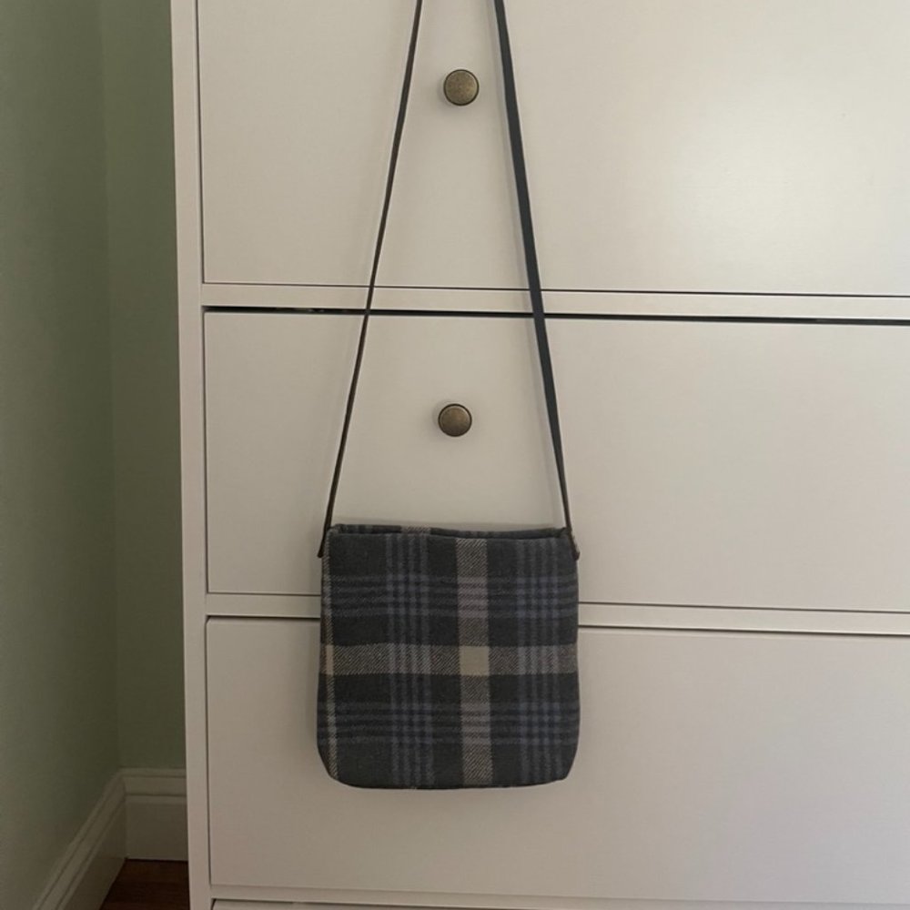 American Eagle Grey and Blue Felt Plaid Purse